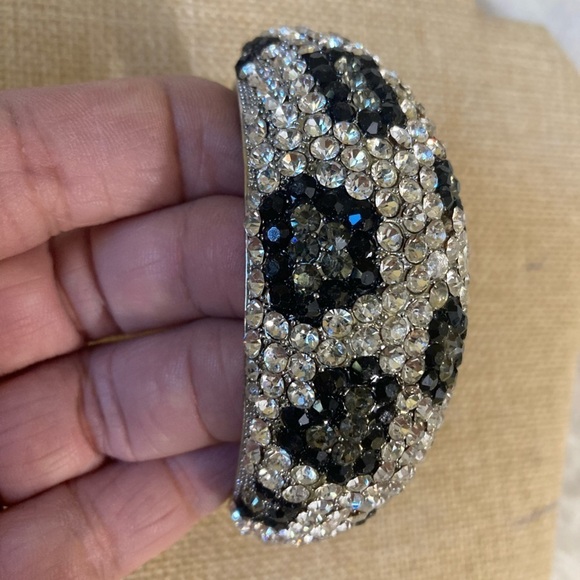 Jeweled with Clear‎ Black Gray Crystals Hinged Bracelet - Picture 6 of 8
